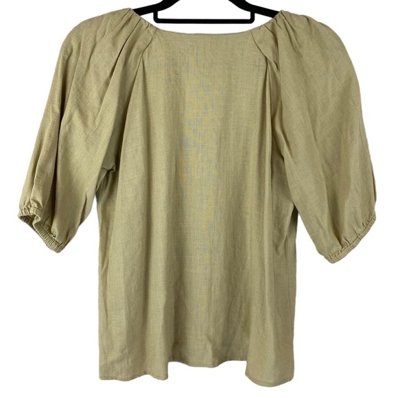 HARPER Francesca’s Ava Button Front V-Neck top - Picture 6 of 8